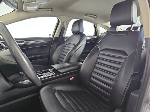 Used 2020 Ford Fusion SEL FWD image 14