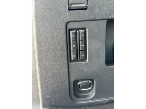 Used 2024 Ford Expedition Max XLT AWD/4WD image 12