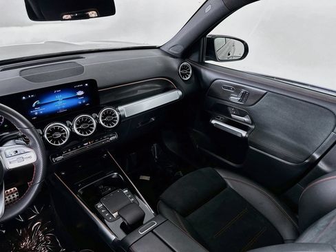 Certified 2023 Mercedes-Benz GLB 250 image 22