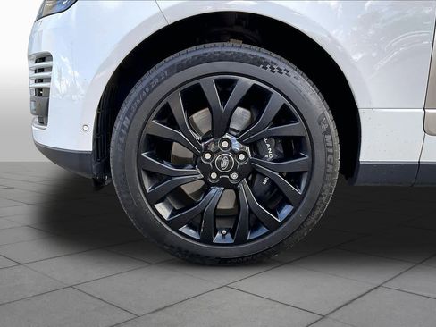 Used 2022 Land Rover Range Rover Westminster Edition image 11