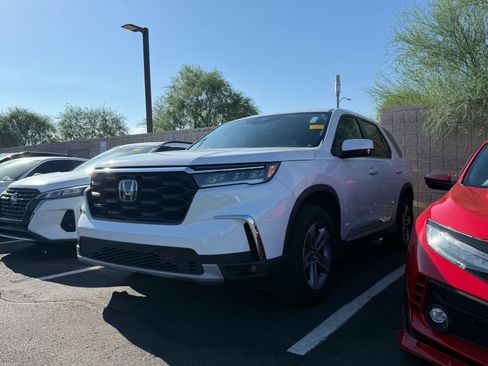 Certified 2023 Honda Pilot EX-L image 2