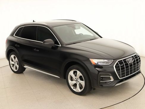 Used 2021 Audi Q5 2.0T Premium Plus w/ Premium Plus Package AWD/4WD image 40