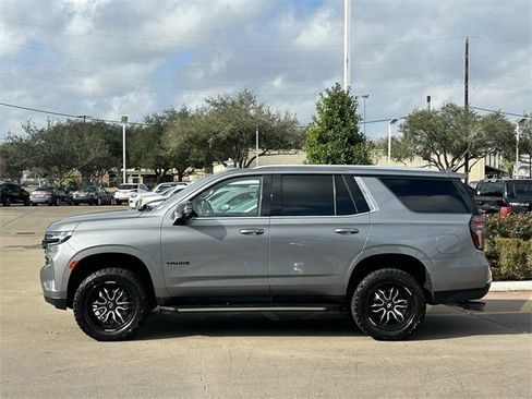 Used 2022 Chevrolet Tahoe LT w/ Luxury Package image 4