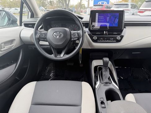 Used 2024 Toyota Corolla LE image 14