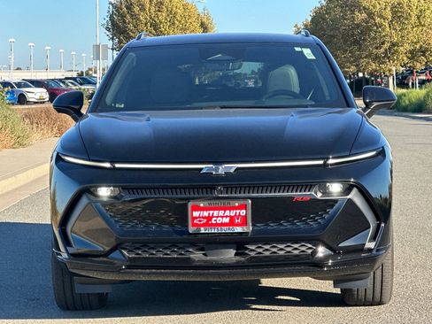 New 2026 Chevrolet Equinox EV RS image 9
