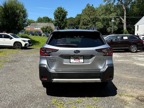 Certified 2023 Subaru Outback Limited AWD/4WD image 5