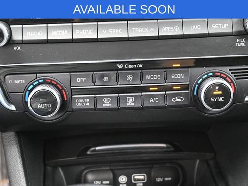 Used 2017 Kia Optima Premium image 23