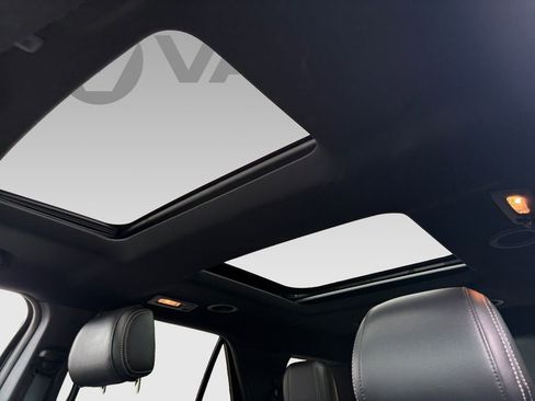 Used 2016 Ford Explorer Limited w/ Equipment Group 301A image 7