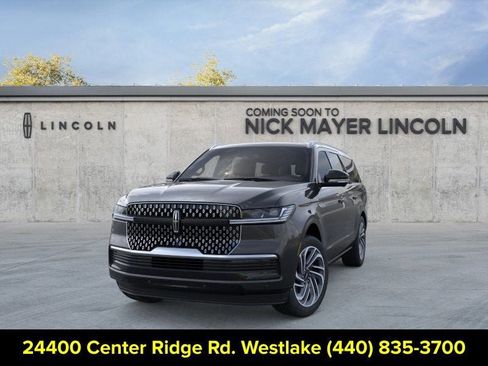 New 2026 Lincoln Navigator L Reserve AWD/4WD image 2