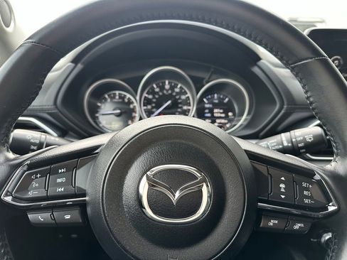 Used 2019 MAZDA CX-5 Touring image 10