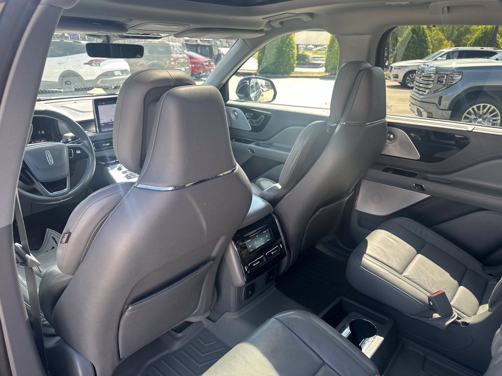 Used 2020 Lincoln Aviator Reserve w/ Equipment Group 201A RWD image 29