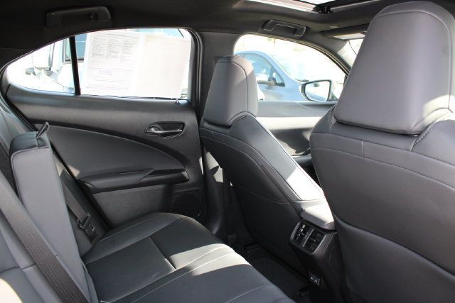 Certified 2025 Lexus UX 300h FWD image 7