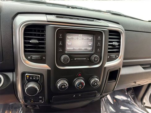 Used 2021 RAM 1500 Classic SLT image 15