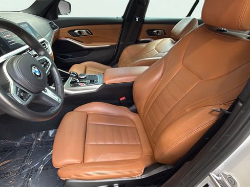 Used 2021 BMW M340i RWD image 13
