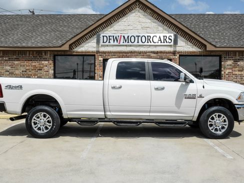 Used 2018 RAM 2500 Laramie AWD/4WD image 6