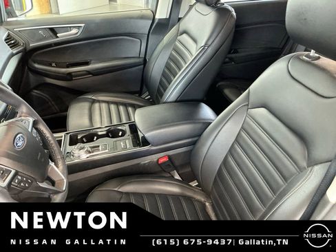 Used 2019 Ford Edge SEL w/ Equipment Group 201A AWD/4WD image 12