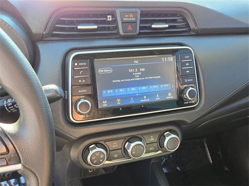 Used 2020 Nissan Versa S image 25