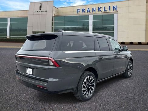 New 2026 Lincoln Navigator L Black Label AWD/4WD image 7