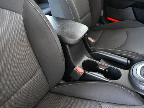 Used 2023 Kia Forte LXS FWD image 25