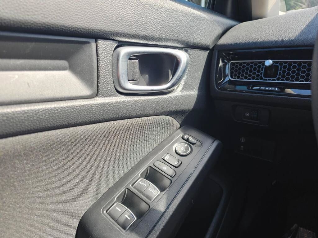 Used 2023 Honda Civic LX image 33