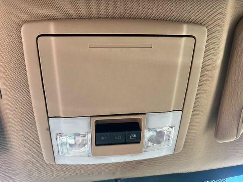 Used 2014 Ford F150 Lariat w/ Lariat Chrome Package AWD/4WD image 12