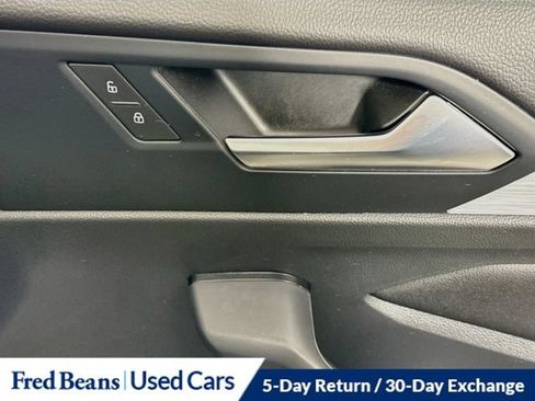 Used 2025 Volkswagen Jetta Sport FWD image 39
