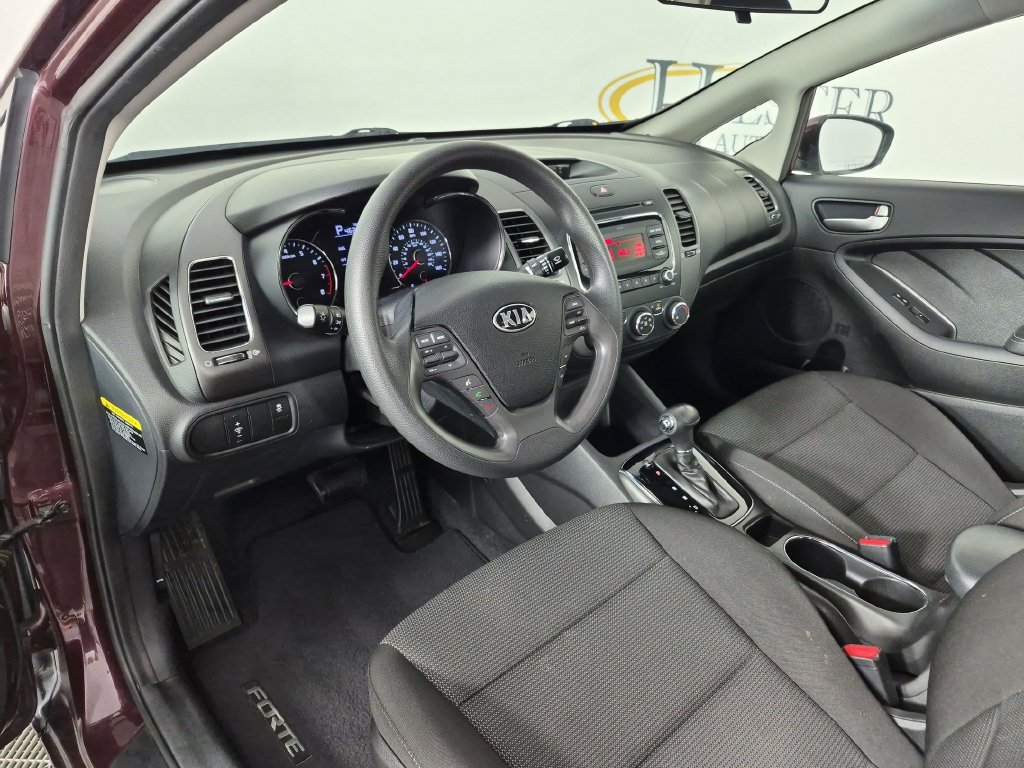 Used 2018 Kia Forte LX FWD image 17