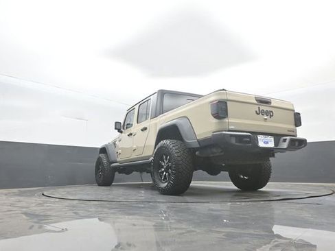 Used 2020 Jeep Gladiator Sport w/ Quick Order Package 24S AWD/4WD image 36