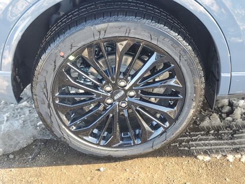 New 2026 Lincoln Corsair Premiere image 5