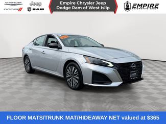 Used 2024 Nissan Altima 2.5 SV FWD video 1