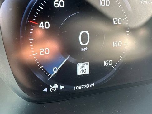Used 2019 Volvo XC90 T6 R-Design w/ Advanced Package AWD/4WD image 10