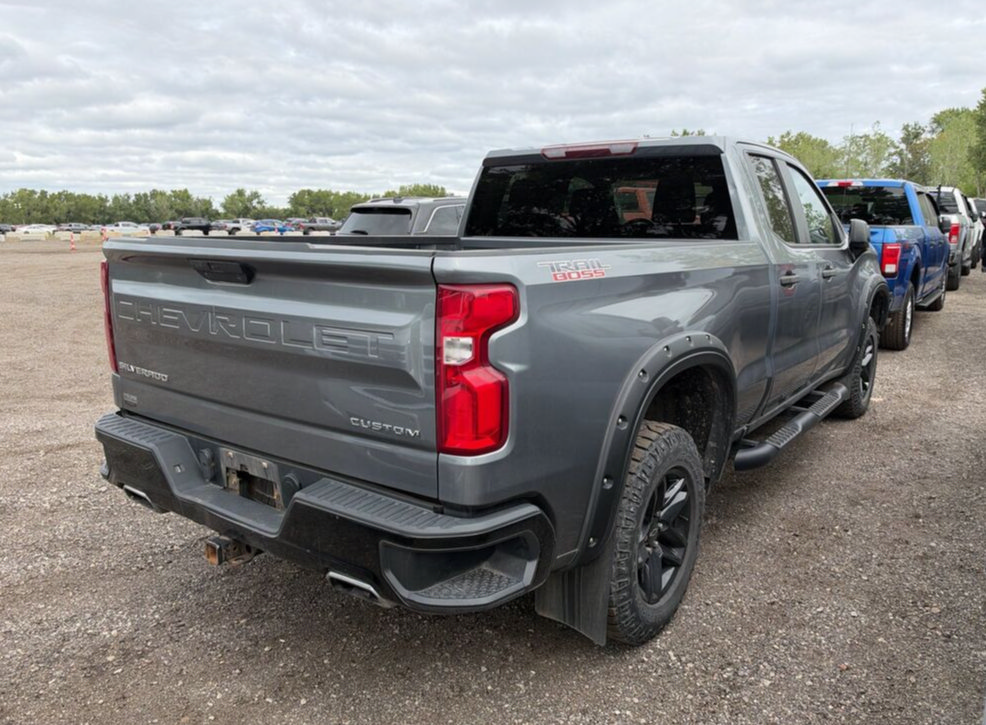 Used 2019 Chevrolet Silverado 1500 Custom Trail Boss w/ Custom Convenience Package AWD/4WD image 3