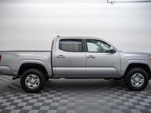Certified 2021 Toyota Tacoma SR AWD/4WD image 4