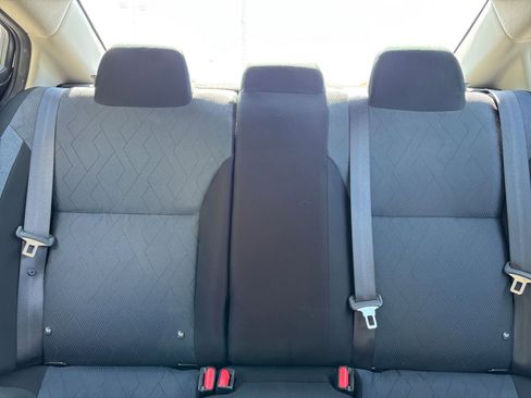 Used 2025 Nissan Versa SV FWD image 36