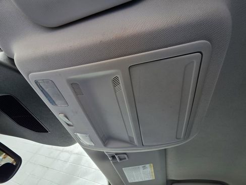 Used 2025 Ford Escape Active AWD/4WD image 30