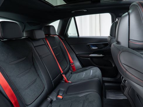 New 2026 Mercedes-Benz GLC 43 AMG 4MATIC image 24