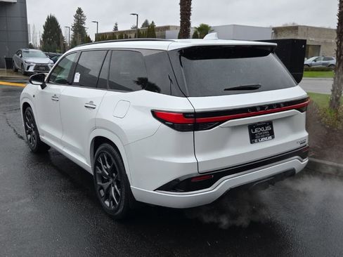 New 2026 Lexus TX 500h AWD image 3