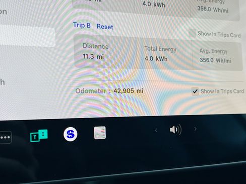 Used 2018 Tesla Model 3 Mid Range image 23