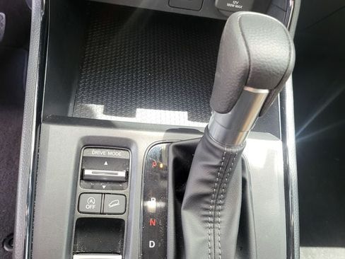Used 2025 Honda CR-V LX image 6