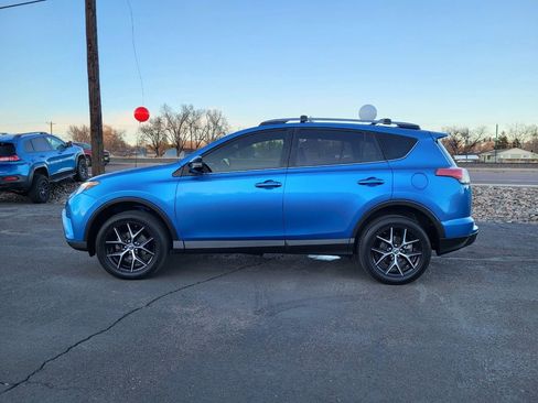 Used 2018 Toyota RAV4 SE w/ All Weather Liner Package image 6