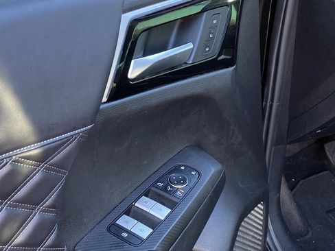 Used 2023 Mitsubishi Outlander SEL image 11