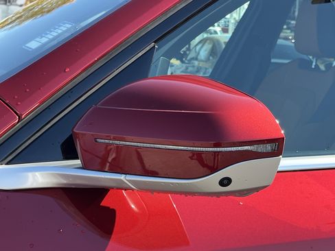 Used 2025 BMW X3 xDrive30i w/ Premium Package image 32