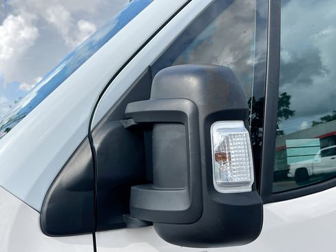 Used 2022 RAM ProMaster 2500 FWD image 12