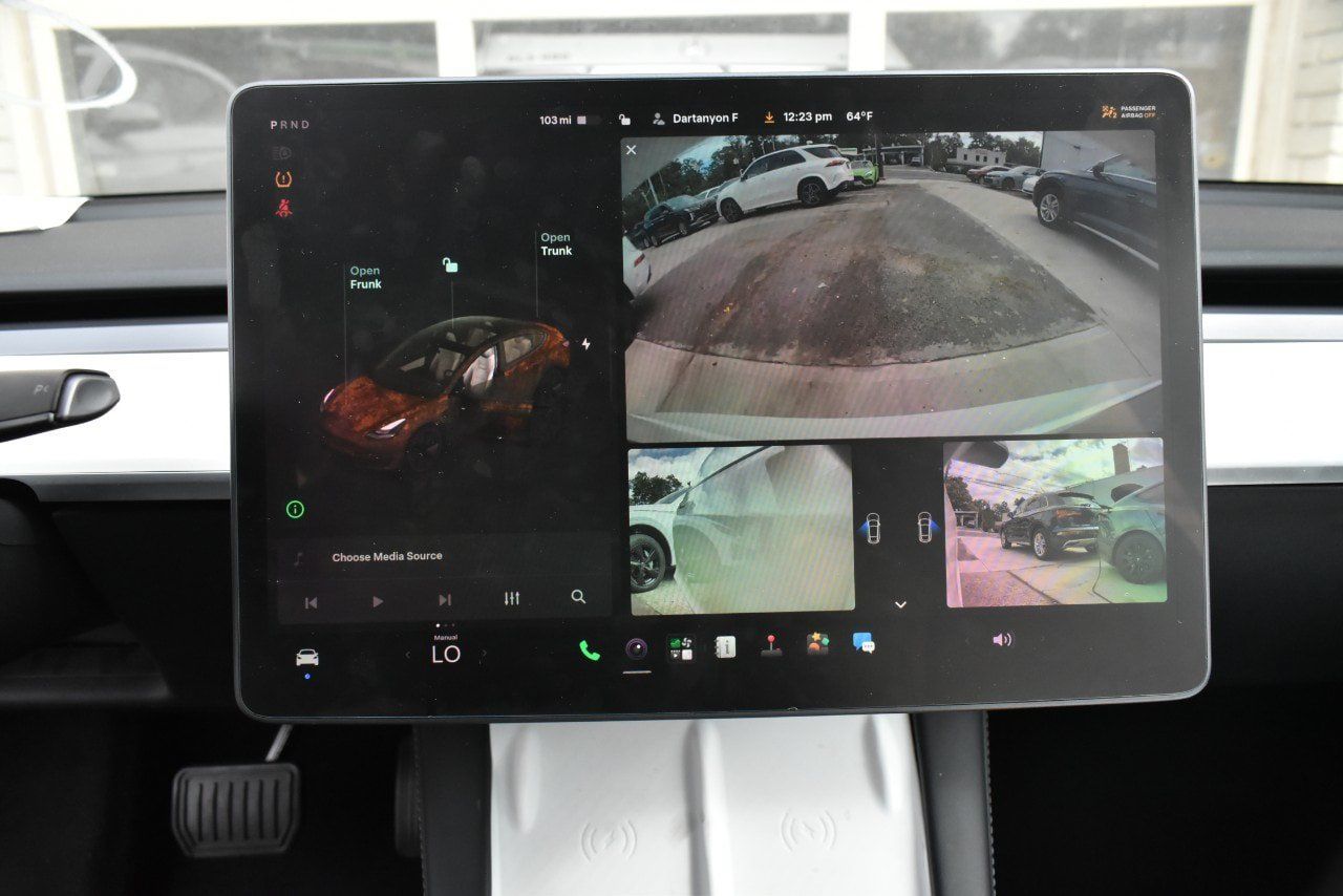 Used 2023 Tesla Model 3 Standard Range RWD image 26
