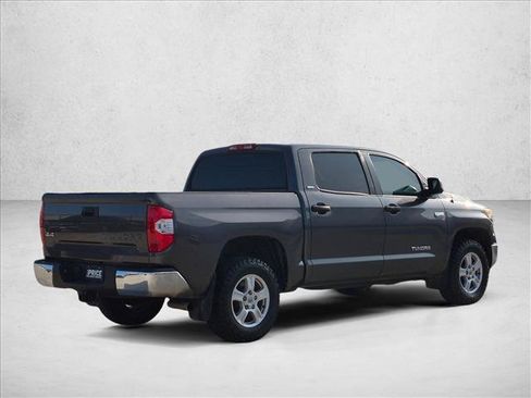Used 2019 Toyota Tundra SR5 w/ SR5 Upgrade Package AWD/4WD image 5