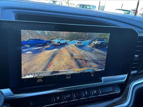 Used 2022 Chevrolet Silverado 1500 LT image 10