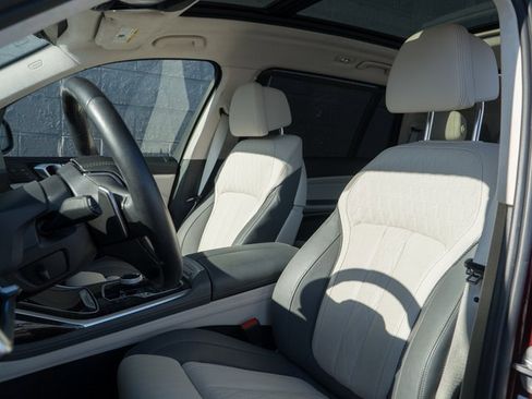 Used 2024 BMW X7 xDrive40i w/ Executive Package image 5