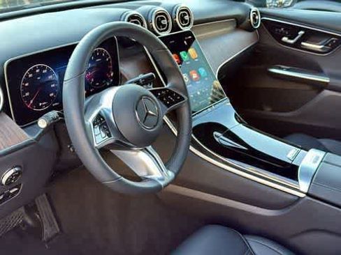 Certified 2025 Mercedes-Benz GLC 300 4MATIC image 28