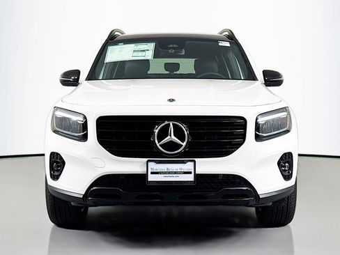 New 2026 Mercedes-Benz GLB 250 image 2
