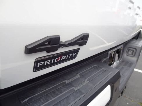 Used 2024 Toyota Tacoma SR5 image 8